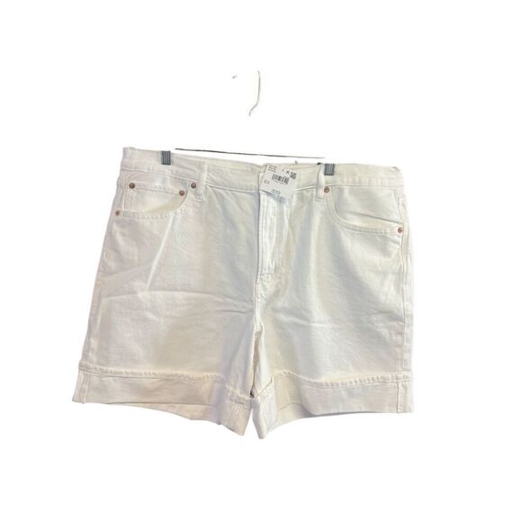 American Eagle Relaxed Fit Womans Roll up Denim Shorts Sz 18 NWT - Picture 1 of 8